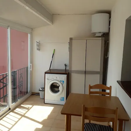 Apart. Cal Abat Apartment